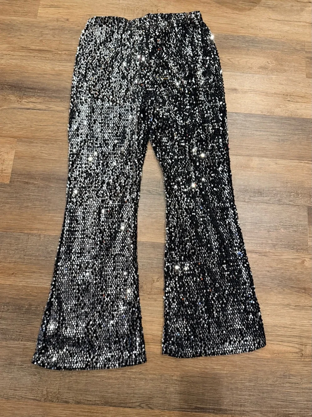 No Boundaries Black Sequin Flare Pants Size L - Picture 2 of 8
